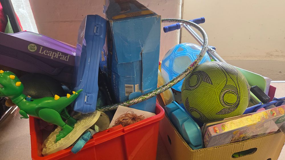 Lot 176 – Two Boxes of Modern Childrens Toys and Sporting Equipment including LeapFrog and Outdoor Activities