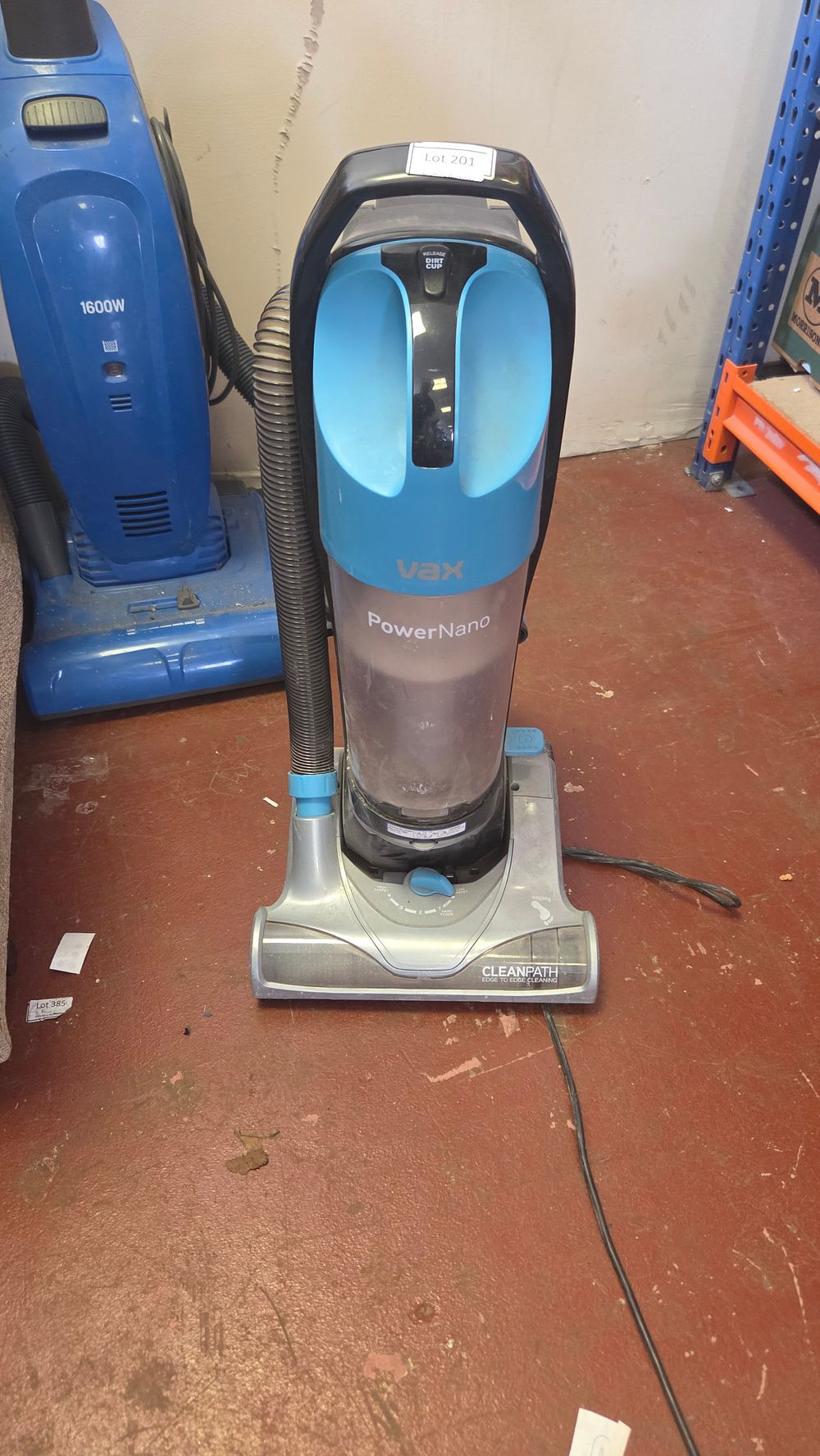 Lot 201 – Vax PowerNano powers on