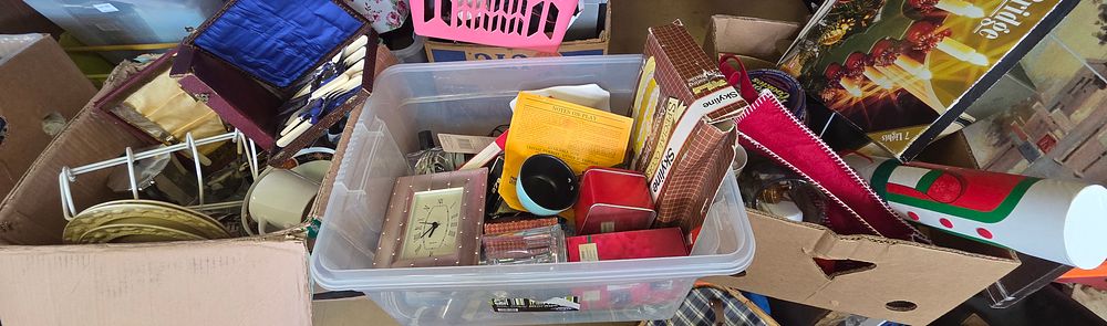 Lot 196 – Three of Mixed Household Goods, Kitchenware, and Seasonal Decorations