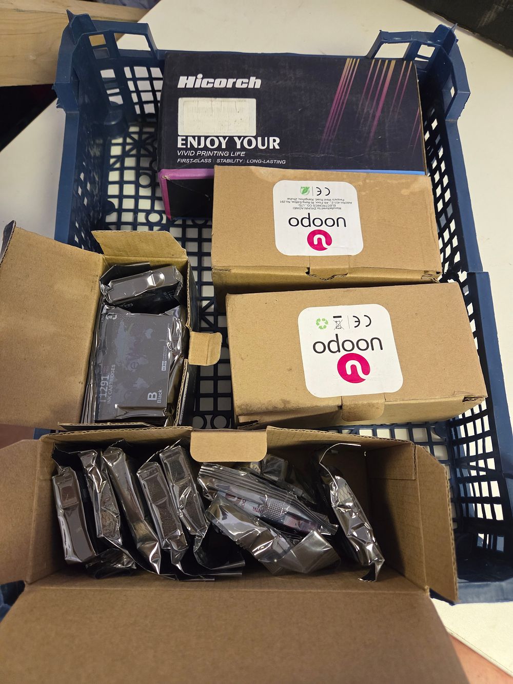 Lot 210 – A Collection of Hicorch and uoopo Printer Ink Cartridges