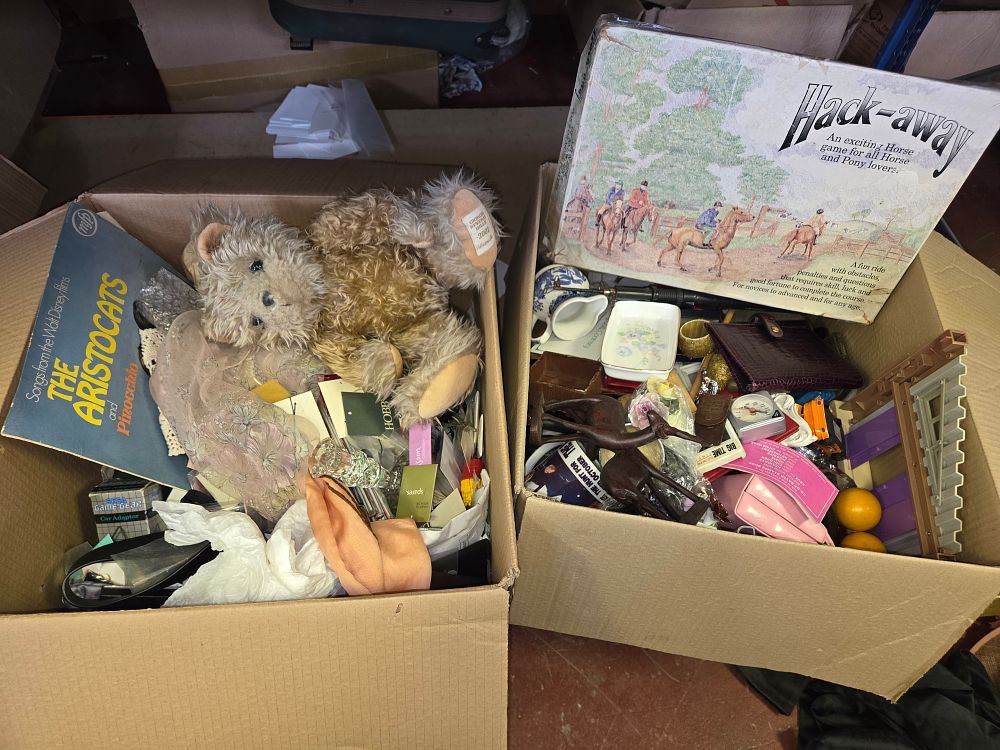 Lot 274 – Two Boxes of Vintage and Modern Collectibles, Toys, and Games to include a Cherry-Bevels Teddy Bear