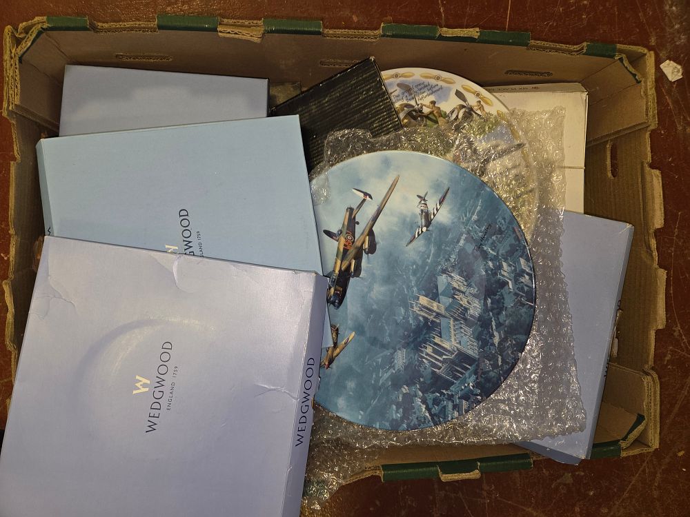 Lot 277 – An Assortment of Wedgwood and Commemorative RAF Aviation Collectors’ Plates
