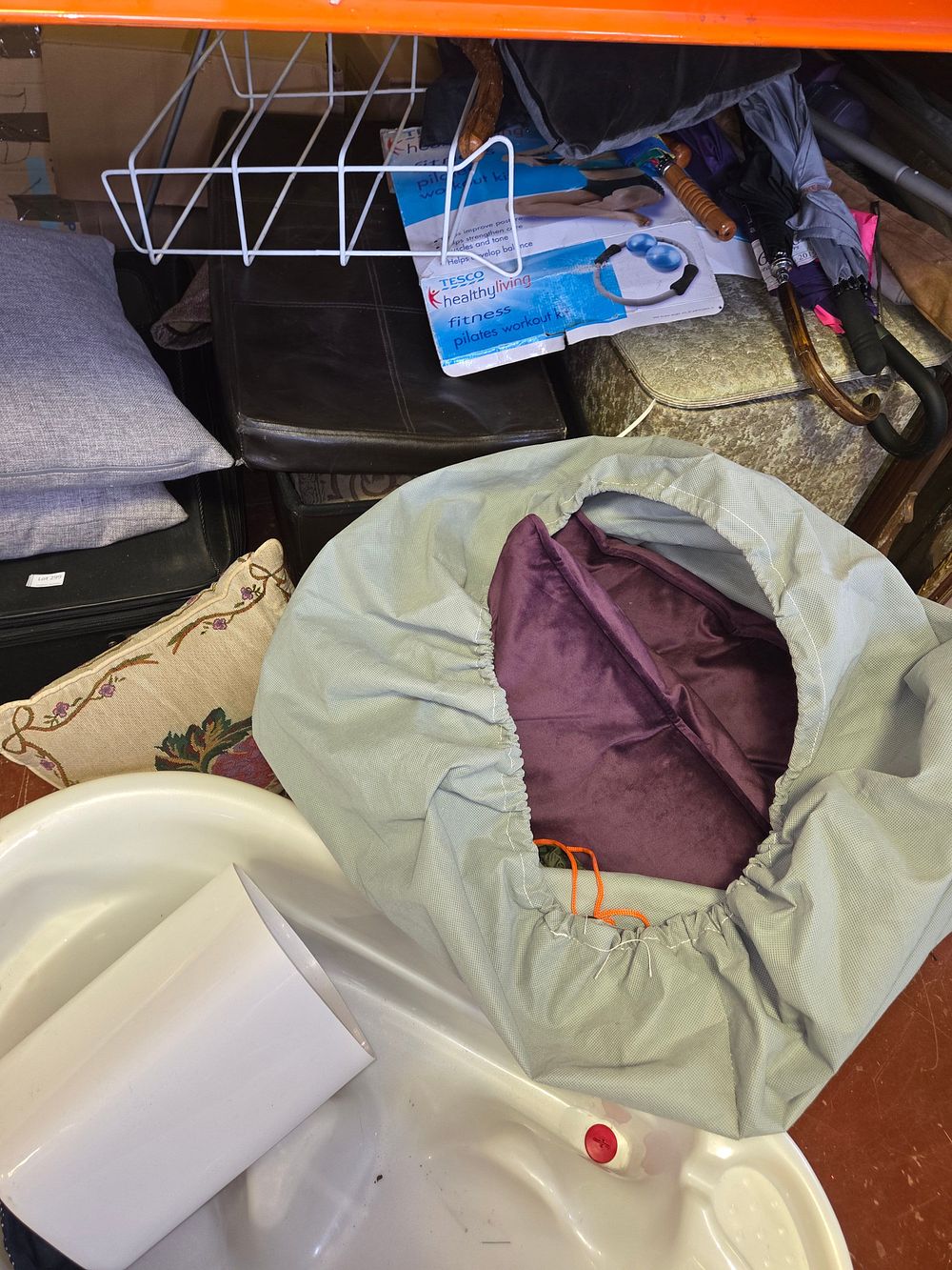 Lot 300 – An Assortment of Miscellaneous Household Goods, Fitness Equipment, Bedding/Storage Boxes