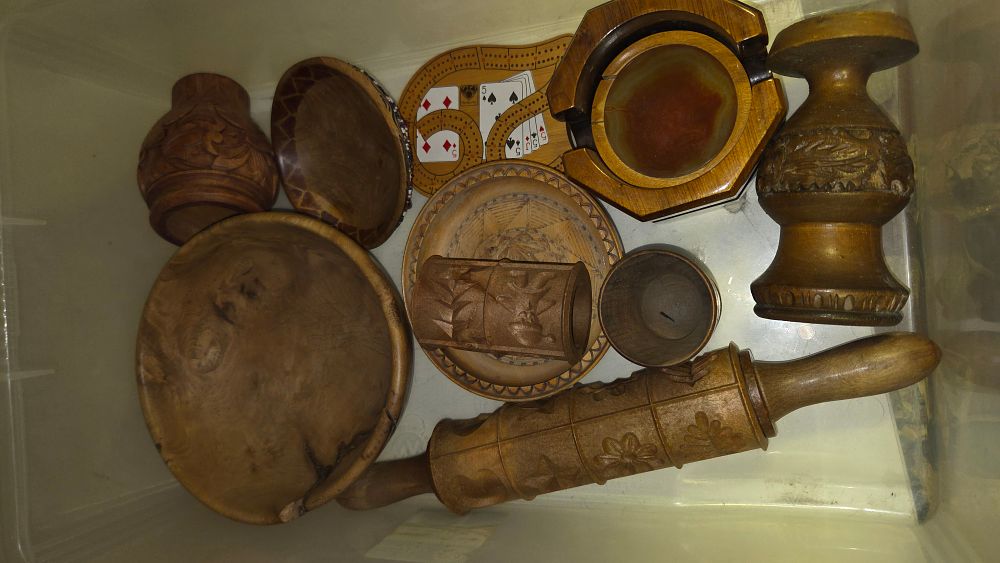 Lot 225 – A Collection of Decorative Hand-Carved and Turned Treen Woodenware and Kitchenalia