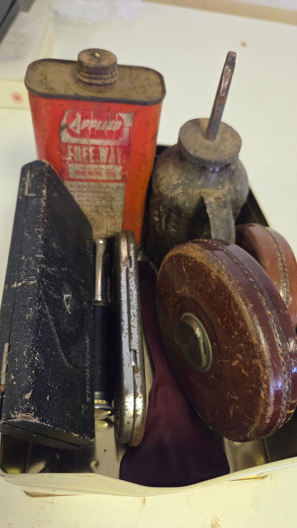Lot 267 – A Collection of Vintage Workshop and Industrial Items Including Thornton Drawing Instruments and Applied Freeway Oiling Accessories