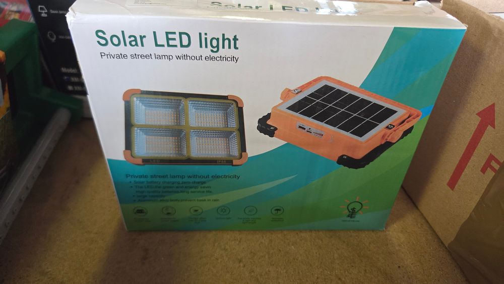 Lot 275 – Portable Solar Powered LED Flood Light with IP66 Rating
