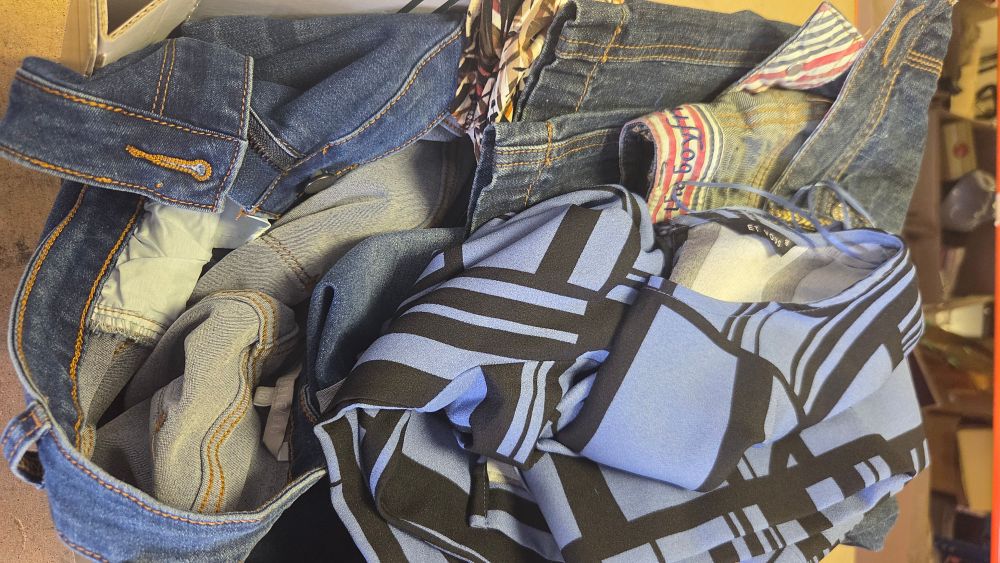 Lot 329 – A Collection of Contemporary Women’s Apparel and Denim Including ET VOUS and NOBLE BAY sizes 18/20
