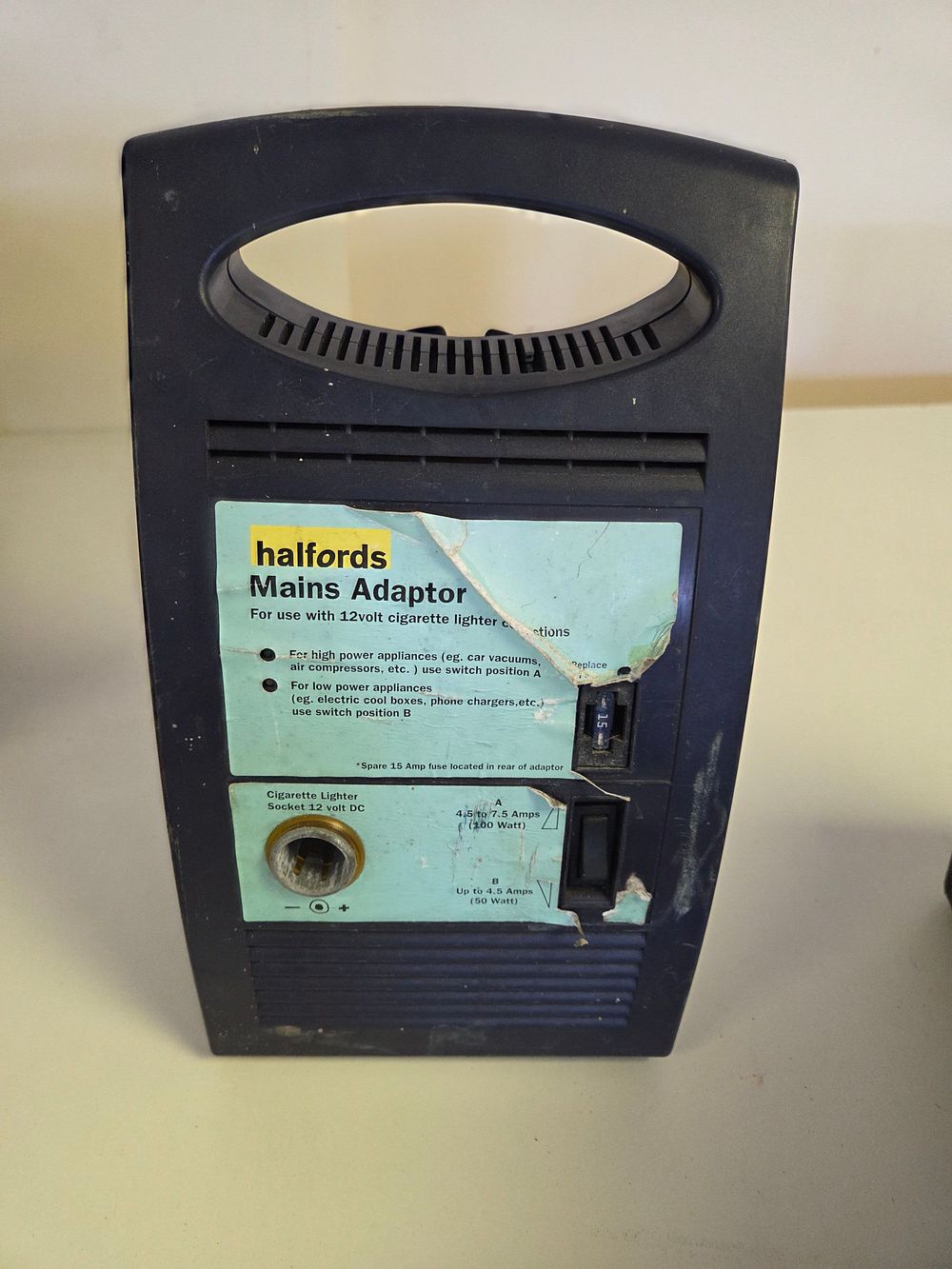 Lot 343 – Halfords Mains to 12V DC Power Adaptor