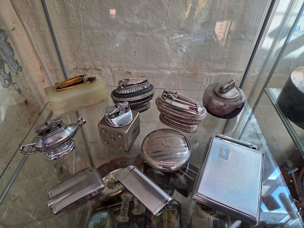 Lot 600 – A Collection of Vintage Ronson and Other Silver-Plated and Hardstone Table Lighters, Pocket Lighters, and a Cigarette Case