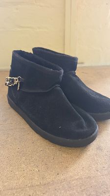 A Pair of River Island Rampur Black Suede Ankle Boots size 6