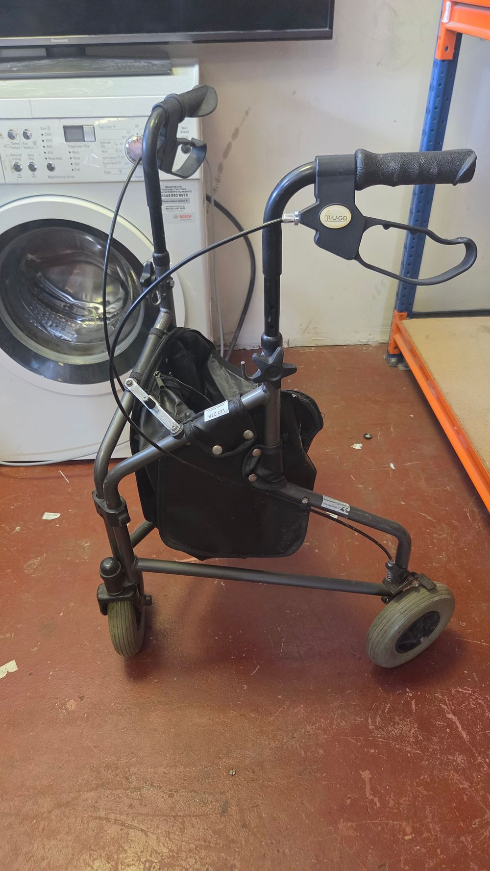 Lot 218 – A Quadro Three-Wheeled Mobility Rollator