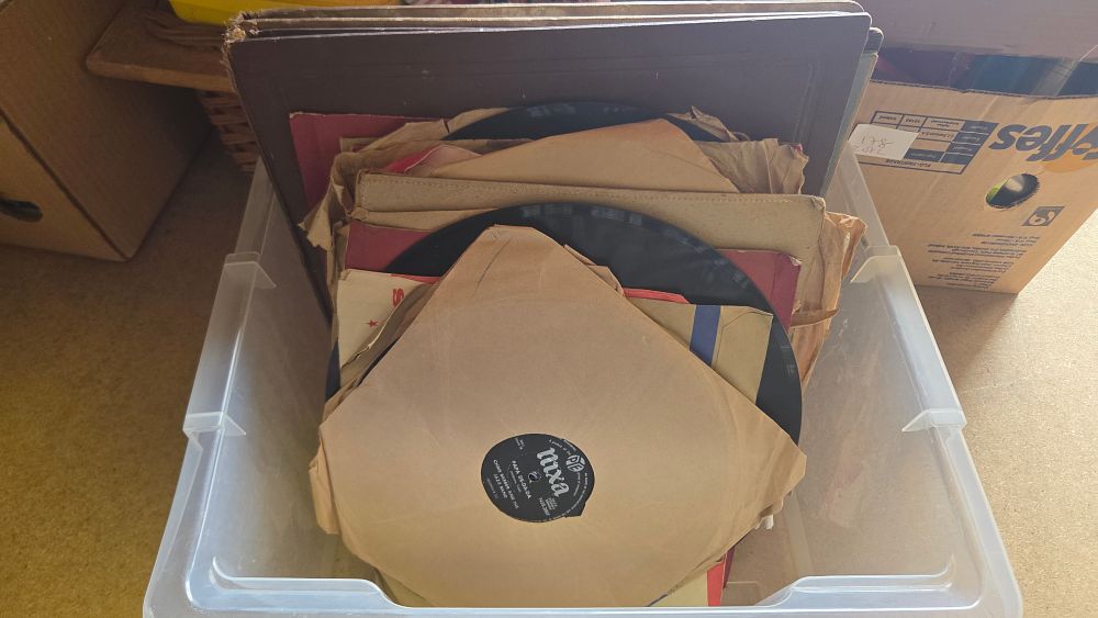 Lot 192 – A Collection of Vintage 78 RPM Gramophone Records Including Classical Album Sets and Jazz Singles