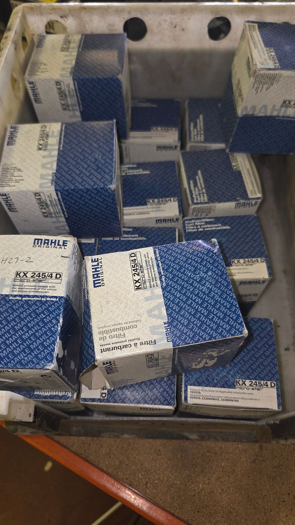 Lot 254 – A Collection of MAHLE Original KX 245/4 D Micro-star Fuel Filters for Toyota