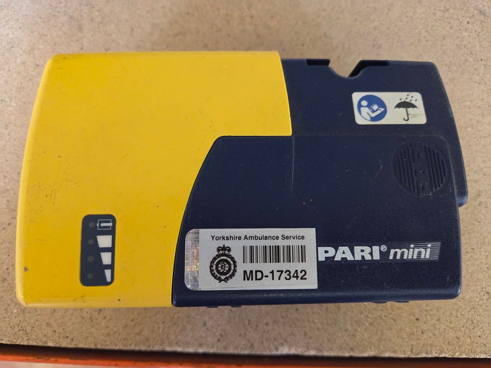 Lot 262 – A PARI mini Portable Compressor Nebuliser