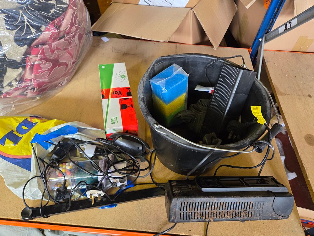Lot 298 – A Collection of Juwel Aquarium Equipment and Maintenance Accessories