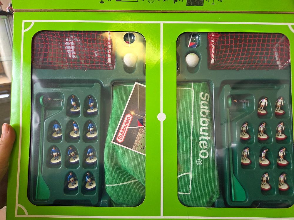 Lot 304 – Subbuteo Table Soccer Club Edition Set 60140