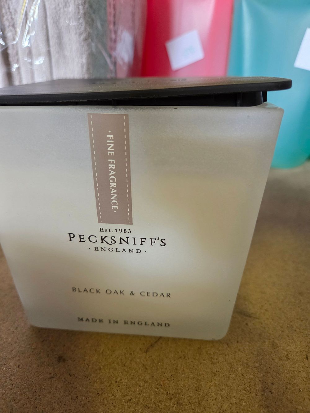 Lot 348 – Pecksniff’s Prestige Black Oak and Cedar Scented Jar Candle 30oz