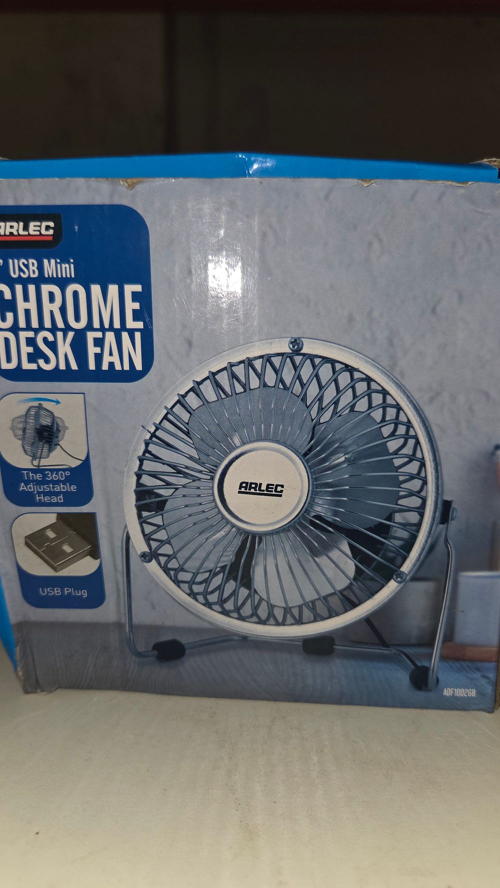 Lot 227 – Arlec USB Mini Chrome Desk Fan Model ADF10026B