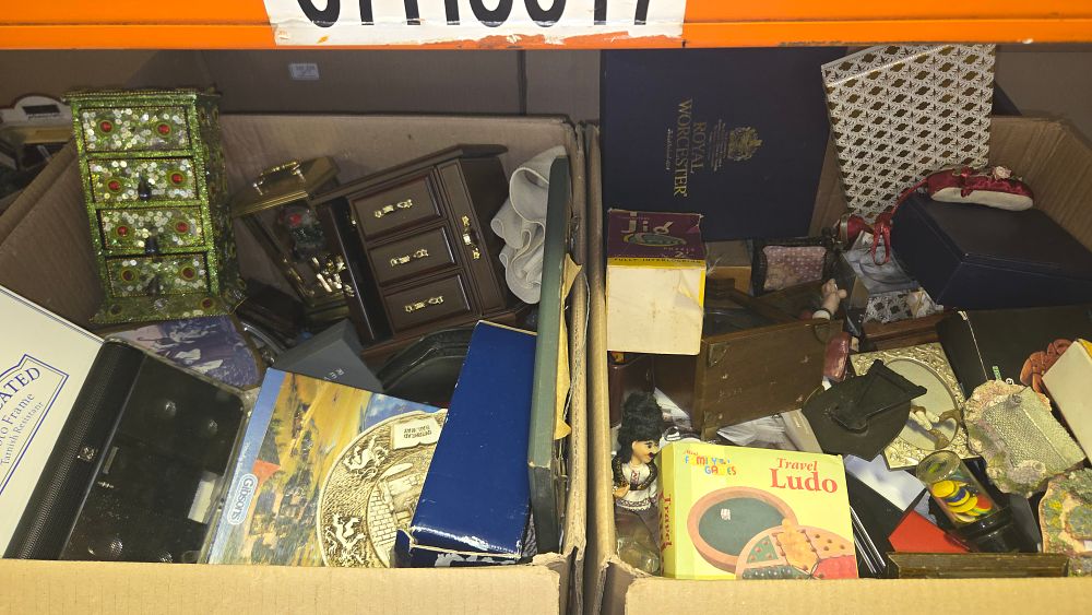 Lot 246 – Two Boxes of Miscellaneous Collectables, Games, and Decorative Items
