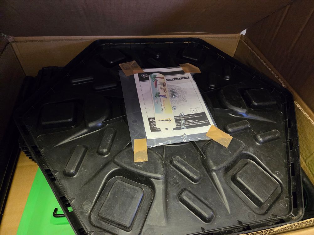 Lot 382 – Outsunny Dual Chamber Rotating Garden Composter