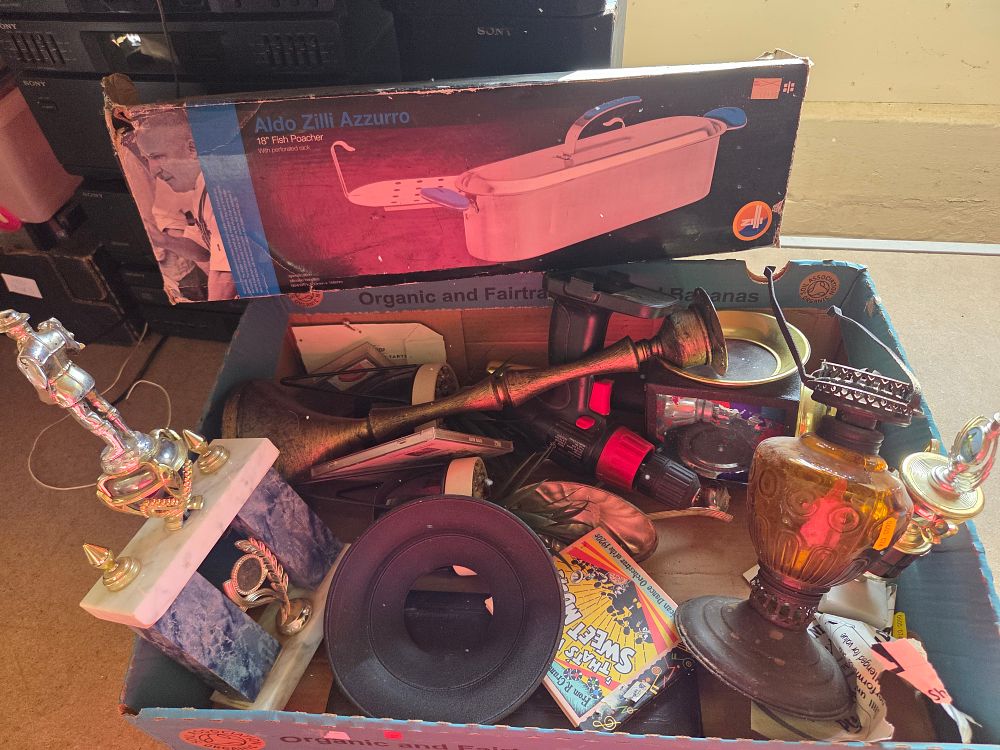 Lot 155 – An Assortment of Household Goods, Tools, and Collectables including an Aldo Zilli Fish Poacher and Vintage-Style Oil Lamp