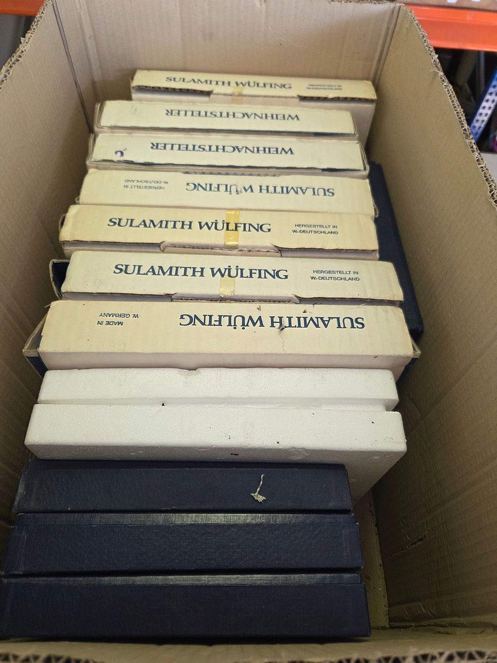 Lot 180 – A Collection of Porcelain Collector Plates by Sulamith Wulfing and The Longton Crown Pottery