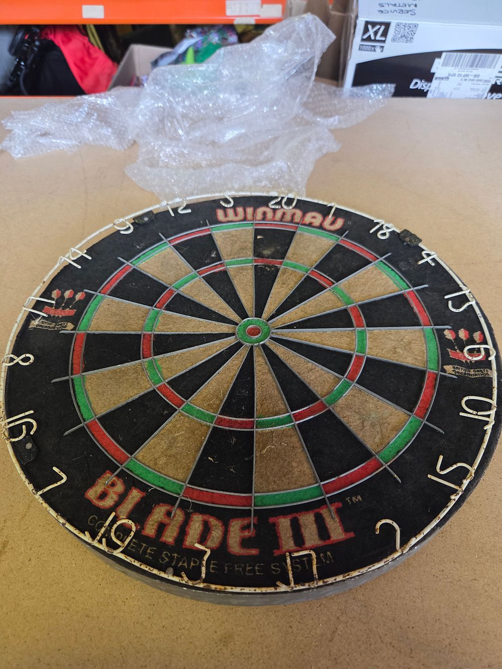 Lot 196 – A Winmau Blade III Professional Bristle Dartboard