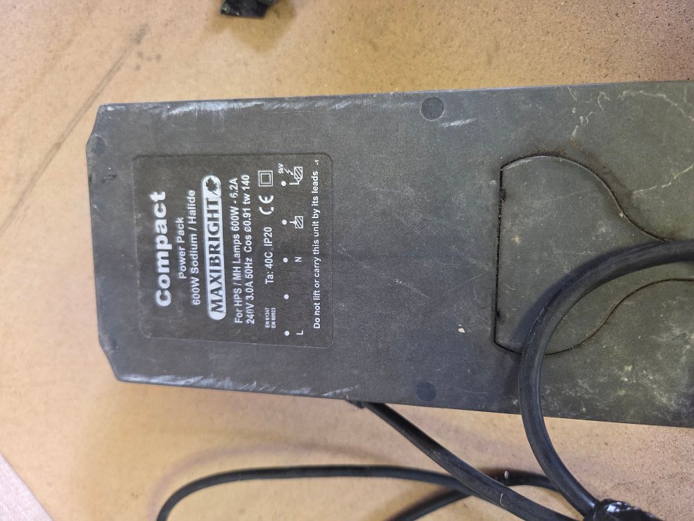 Lot 294 – A Maxibright Compact 600W Power Pack Ballast