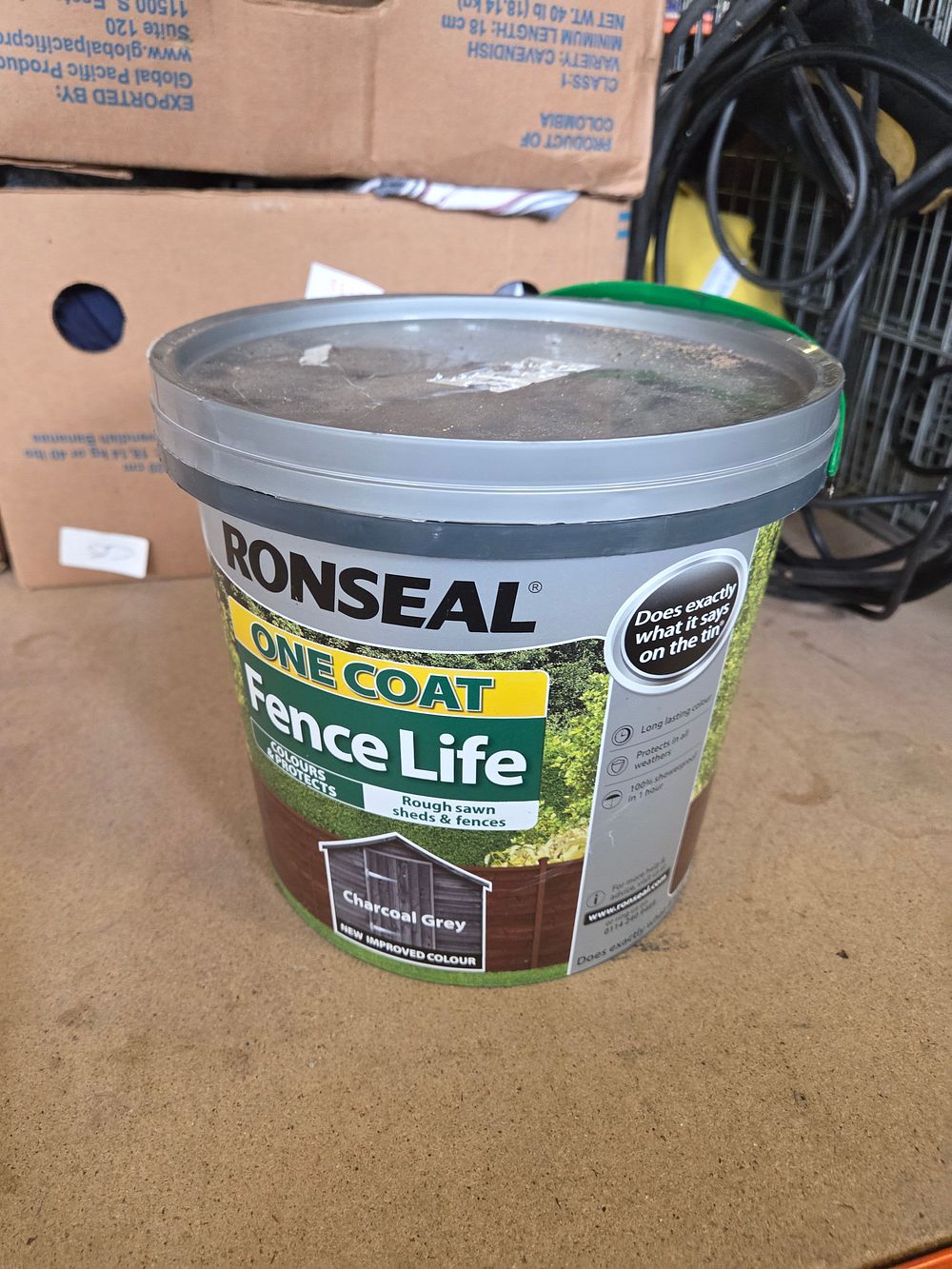 Lot 359 – Ronseal One Coat Fence Life Charcoal Grey Exterior Wood Treatment
