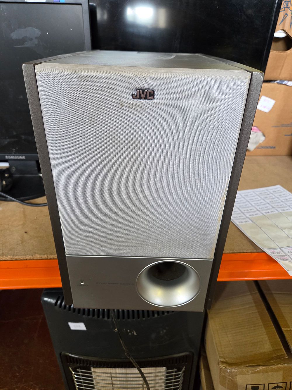 Lot 365 – A JVC SP-PW100 Powered Subwoofer