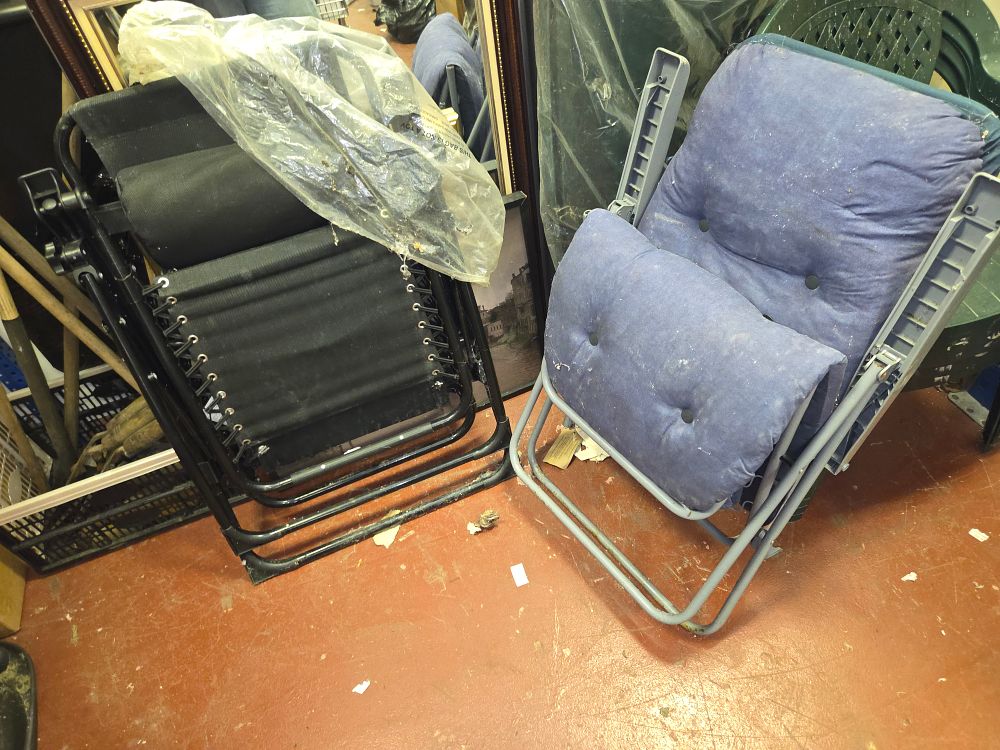 Lot 191 – Two Folding Reclining Garden Chairs