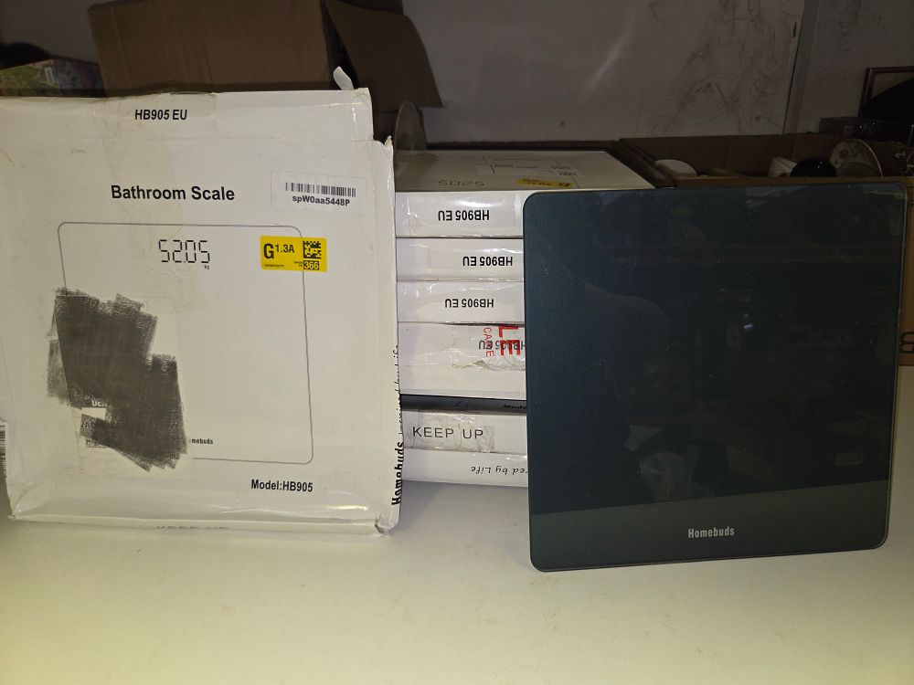 Lot 236 – Ten Homebuds HB905 EU Digital Bathroom Scales some damaged boxes
