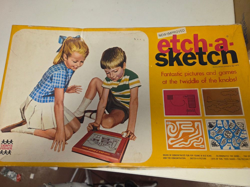 Lot 284 – Denys Fisher Etch A Sketch Magic Screen boxed