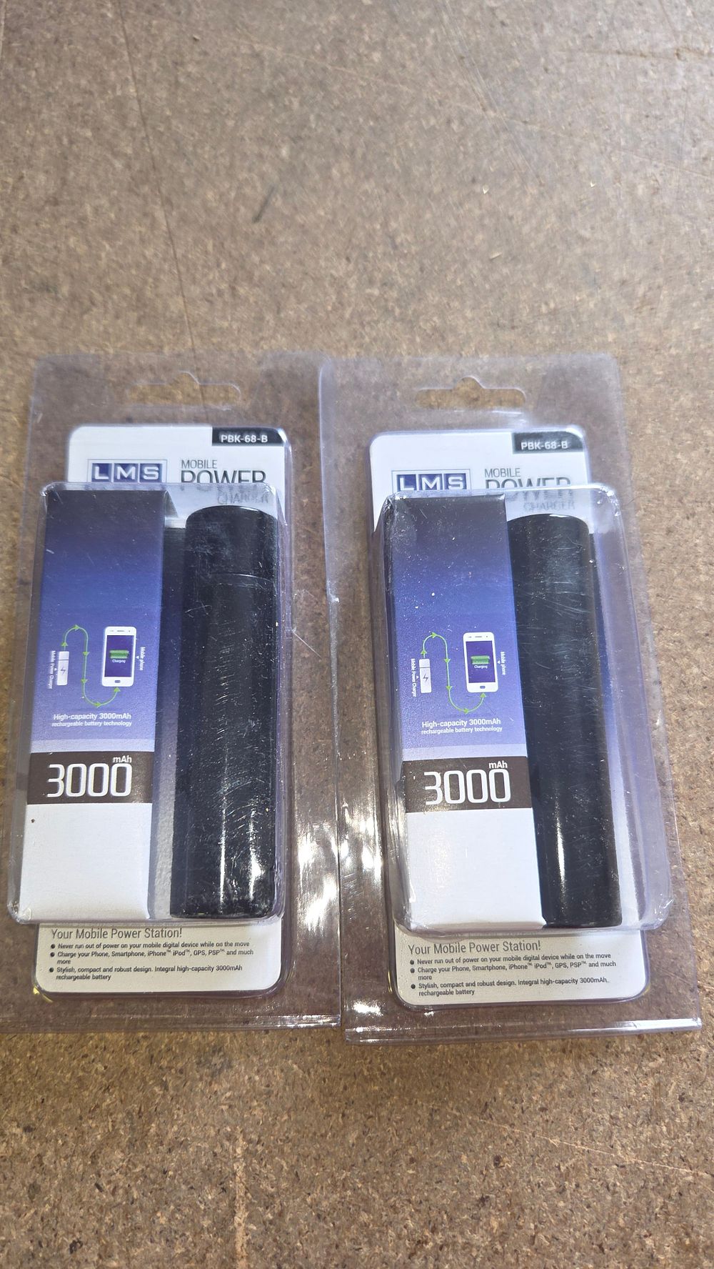 Lot 290 – A Pair of LMS Power PBK-68-B Mobile Power Chargers, 3000mAh
