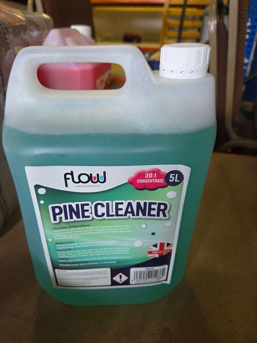 Lot 309 – Flow Pine Cleaner 30:1 Concentrate, 5 Litre Container