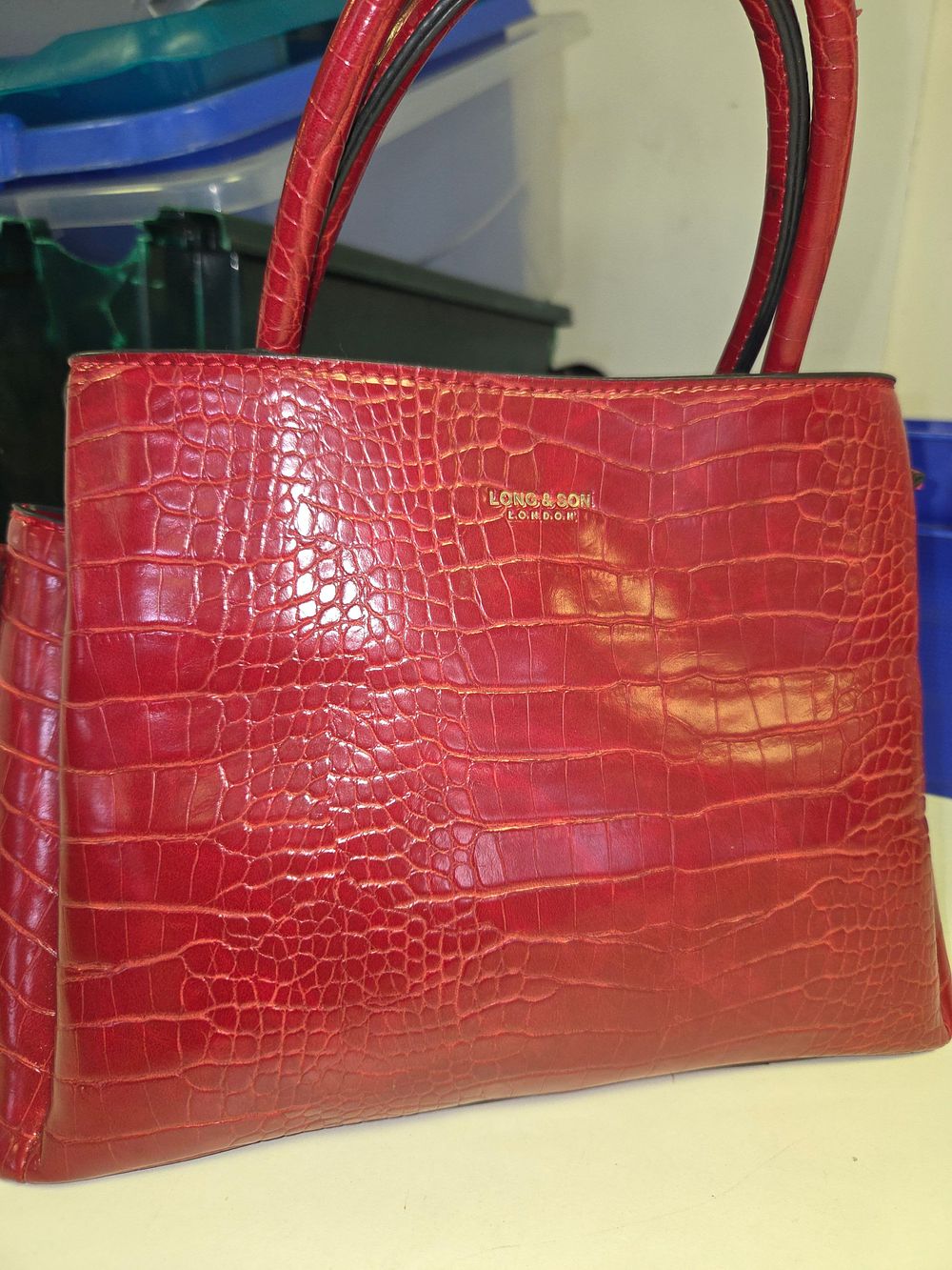 Lot 335 – Long & Son London Red Croc-Embossed Tote Bag