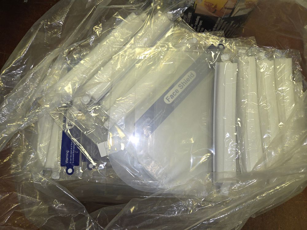 Lot 370 – Large Bag of Face Shields