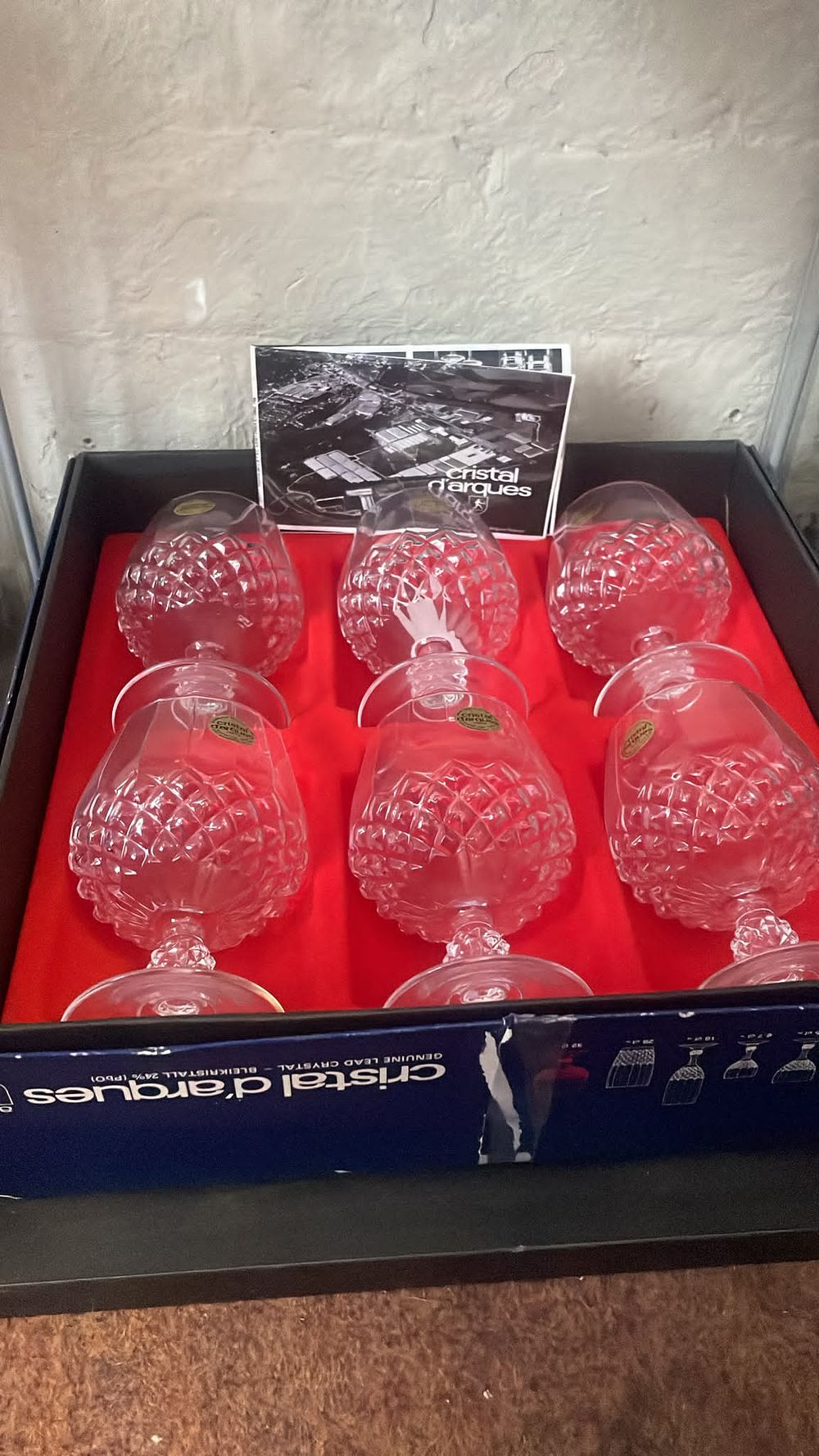 Lot 621 – Six Cristal d’Arques Longchamp Brandy Balloons
