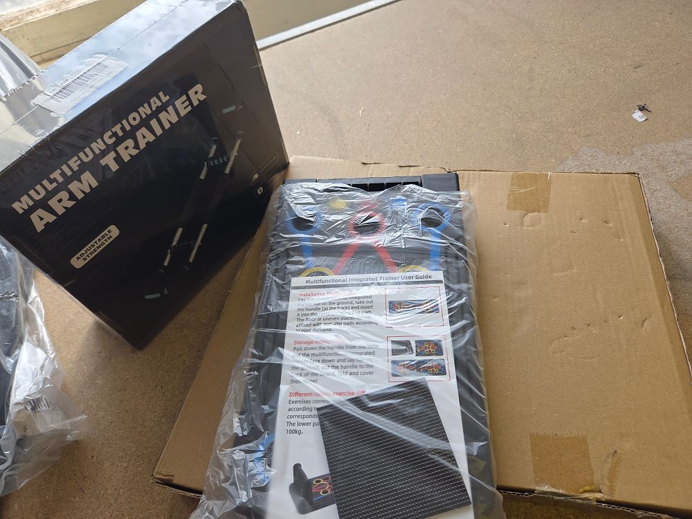Lot 169 – A Selection of Fitness Equipment Including Multifunctional Arm Trainer and Foldable Push-Up Board