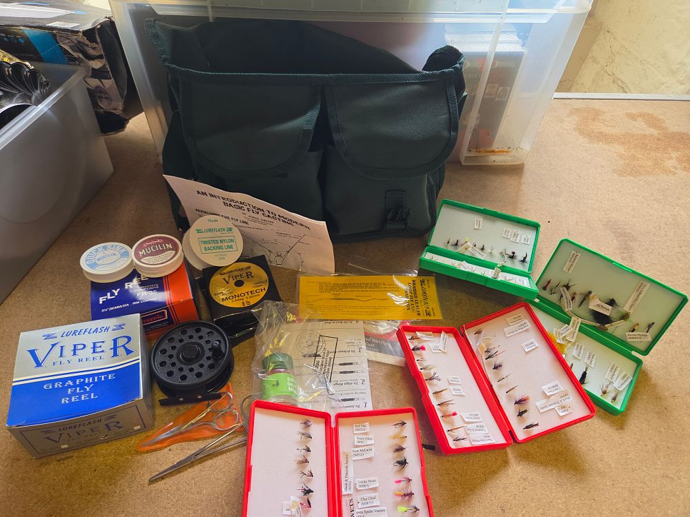 Lot 174 – Selection of Fly Fishing Tackle and Accessories Including Lureflash Viper