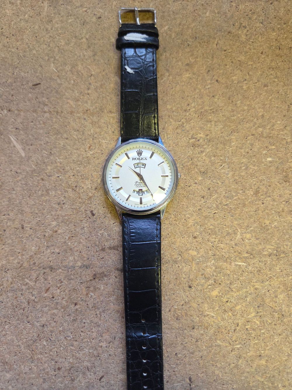 Lot 195 – Perpetual Calendar Reference Wristwatch