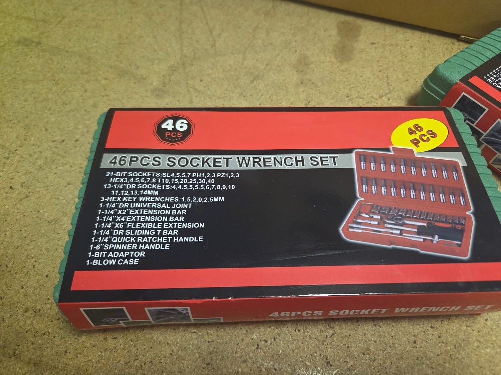 Lot 190 – A 46-Piece Metric 1/4-Inch Drive Socket Wrench Set in a Blow-Moulded Case