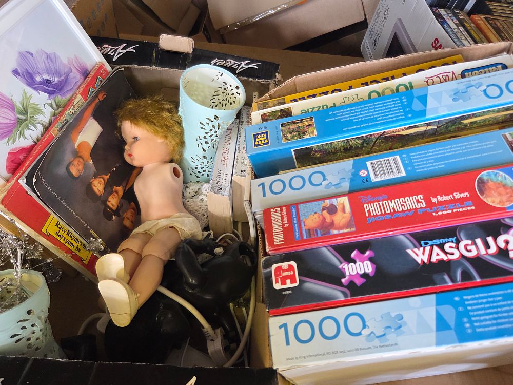 Lot 324 – A Collection of Jigsaw Puzzles, a Vintage Doll, and Sundry Items