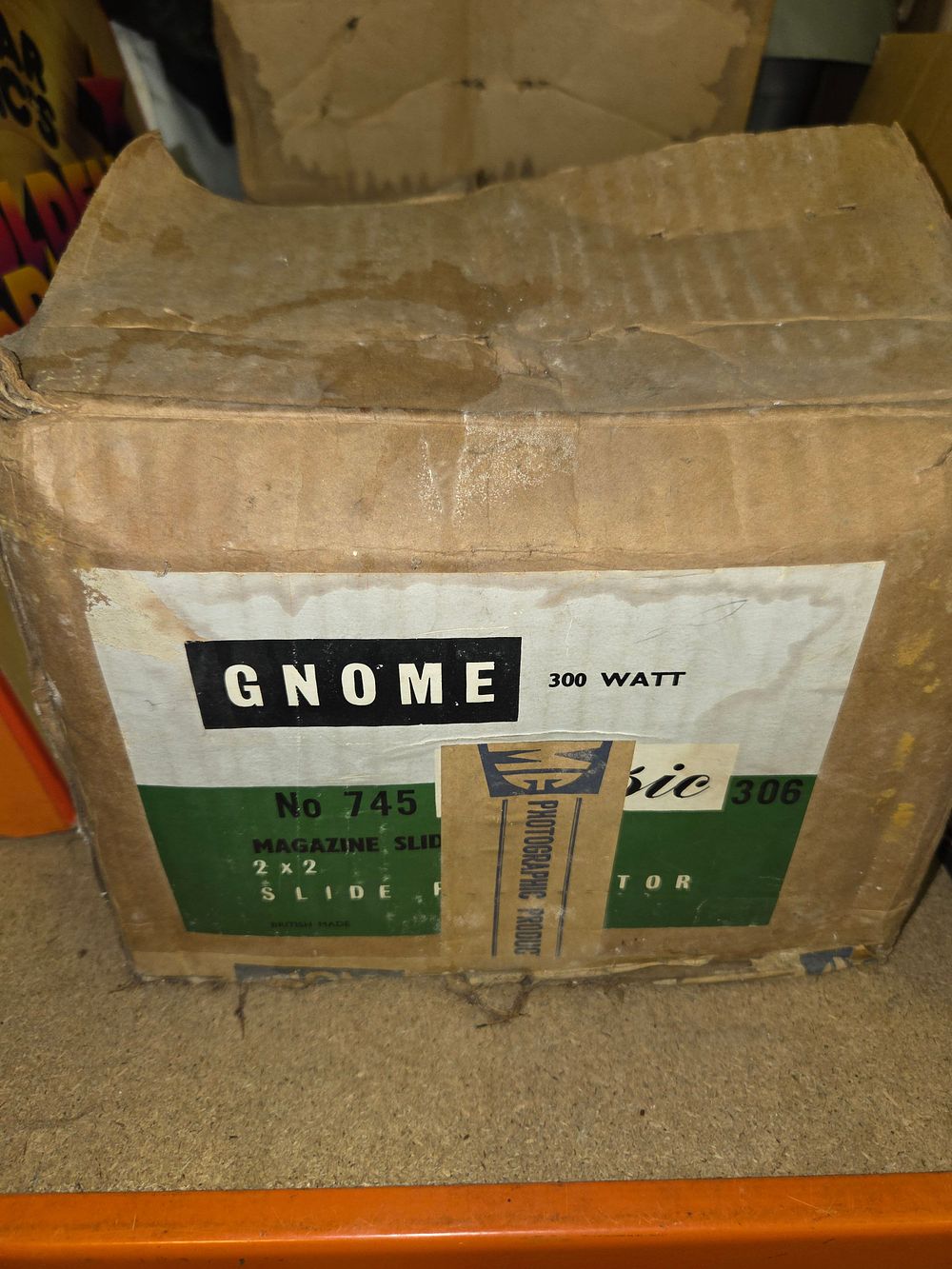 Lot 338 – A Gnome Classic 306 Magazine Slide Projector in Original Box