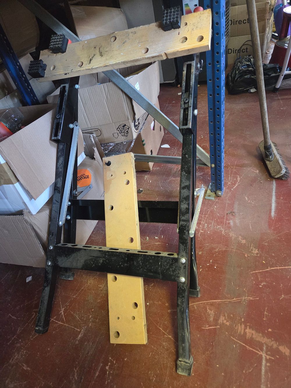 Lot 362 – Portable Folding Workbench