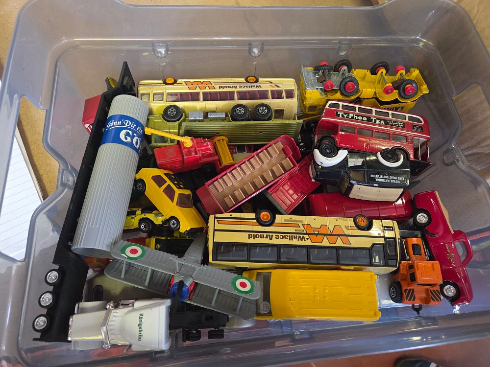 Lot 370 – One Box of Die-cast Toy Vehicles Including Wallace Arnold and Royal Mail