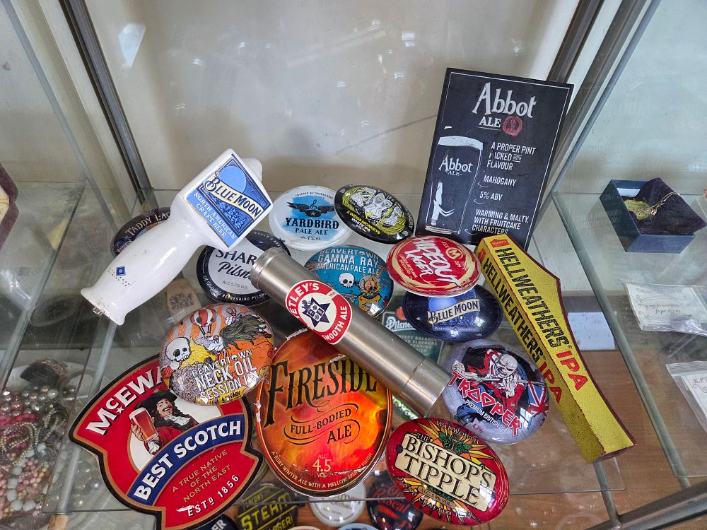 Lot 618 – A Collection of Brewery Collectables Including Blue Moon Beavertown and McEwans