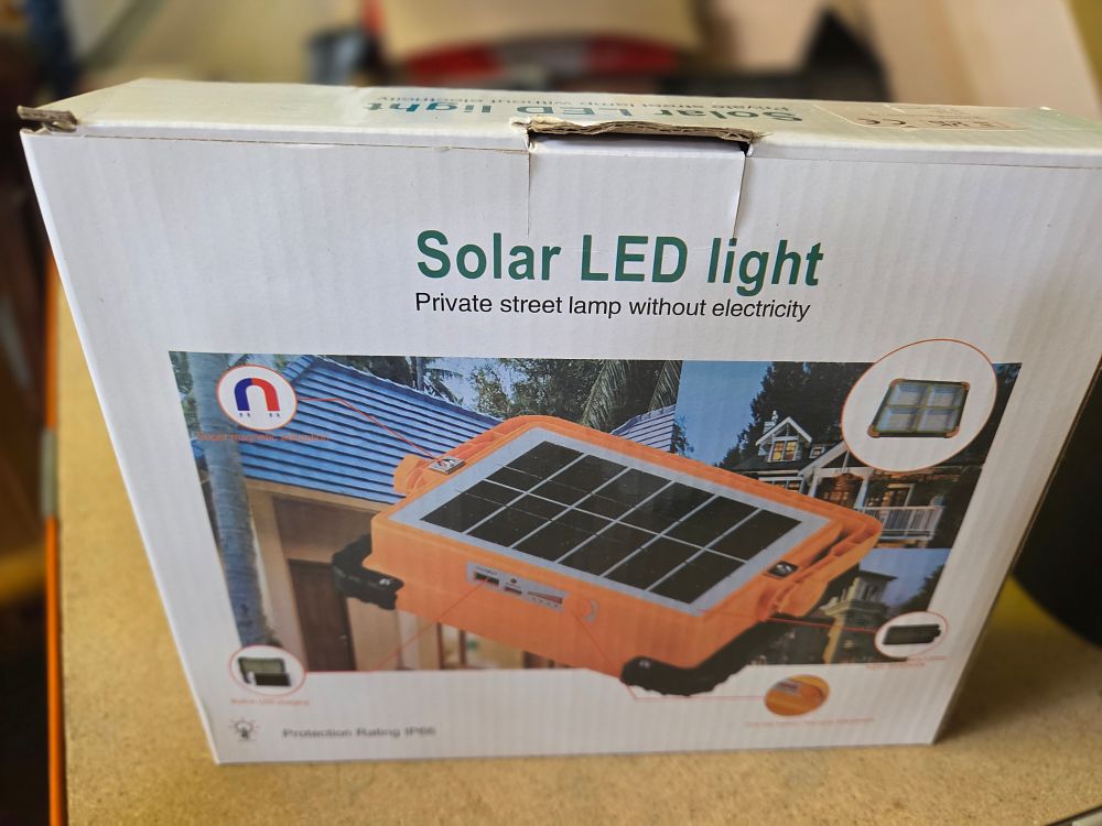 Lot 172 – Solar LED Light