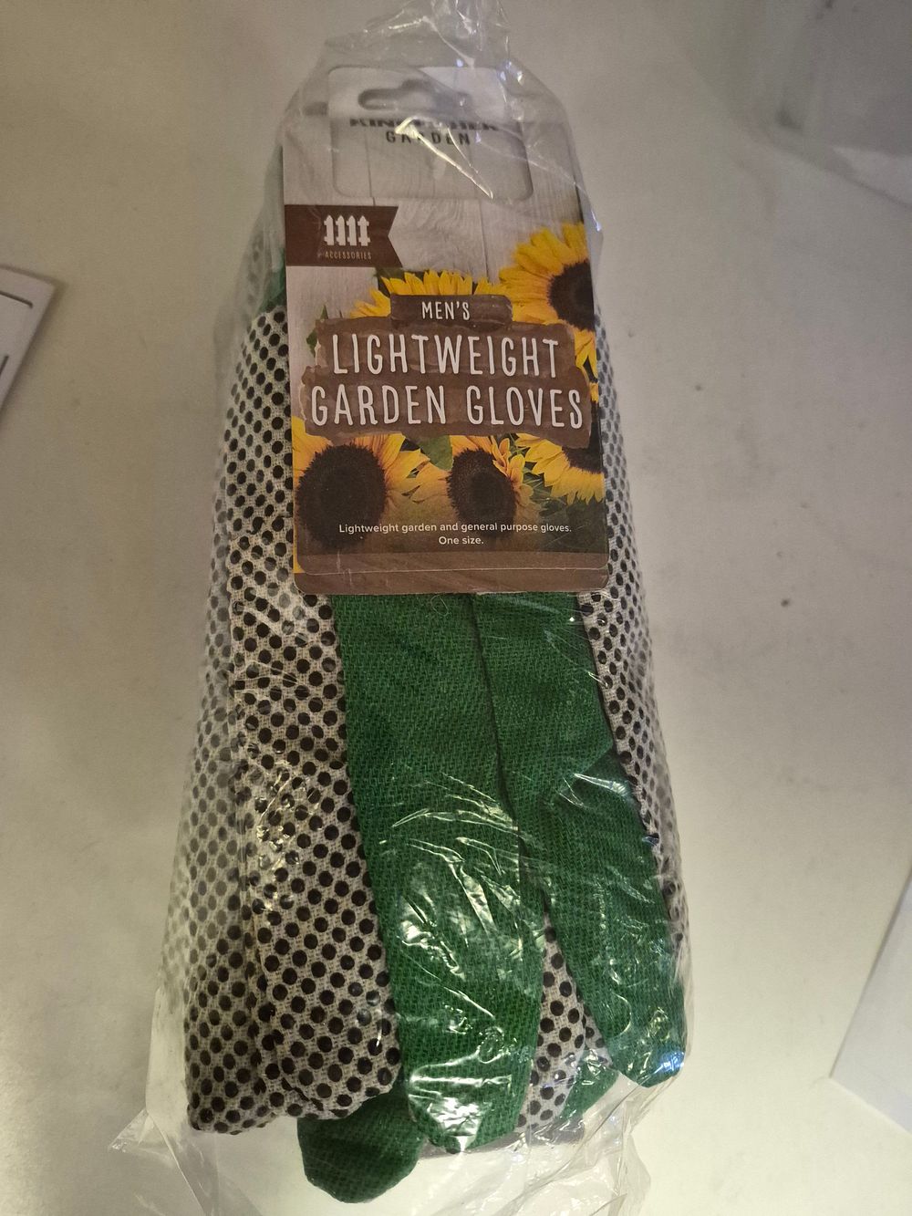 Lot 269 – Twelve Pairs Kingfisher Garden Men’s Lightweight Garden Gloves one size