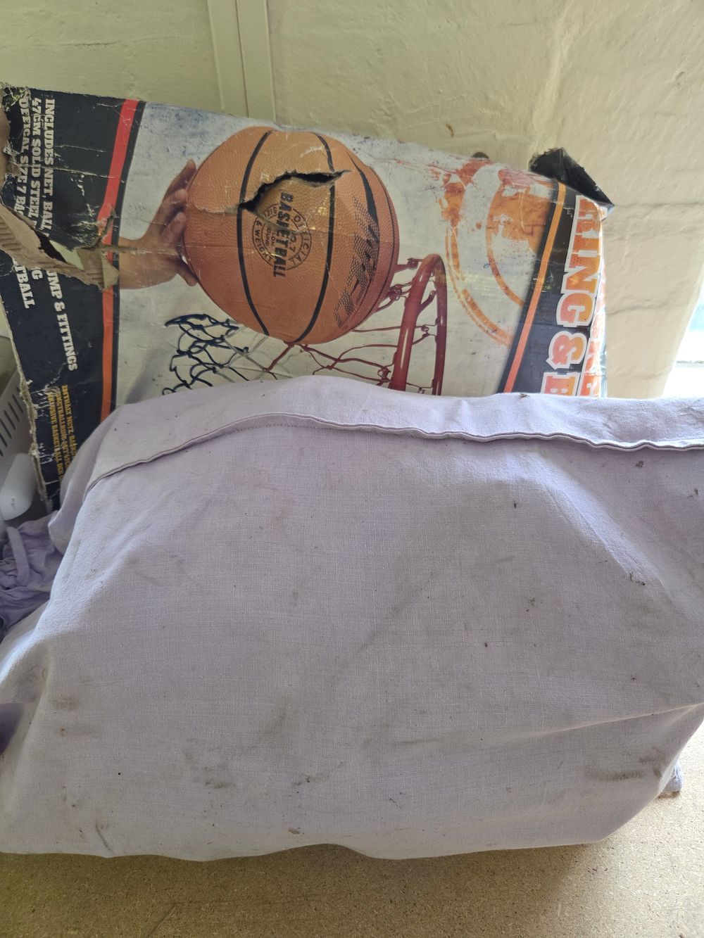 Lot 251 – Box and Bag of Outdoor Equipment and Water Toys